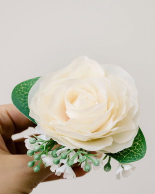 Floare de piept handmade
