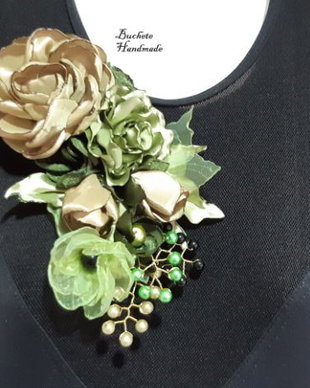 Aplicatie rochie de gala/Brosa /Flori textile