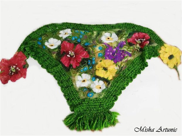 Vandut - sal imapslit si crosetat, cu flori de vara