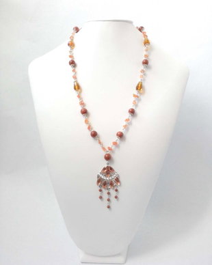 Colier Goldstone 06