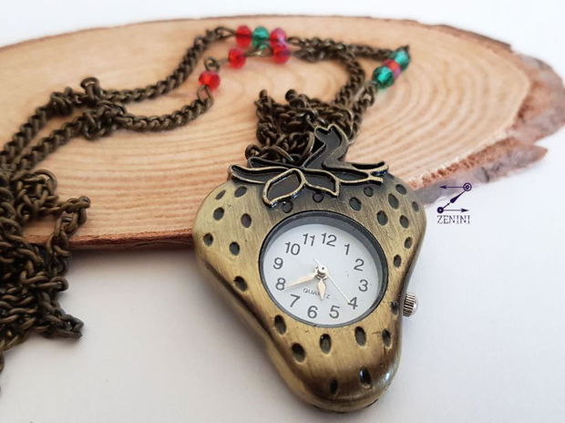 Ceas functional capsuna, colier ceas, medalion ceas capsuna, medalion capsuna, ceas de pus la gat, ceas de buzunar