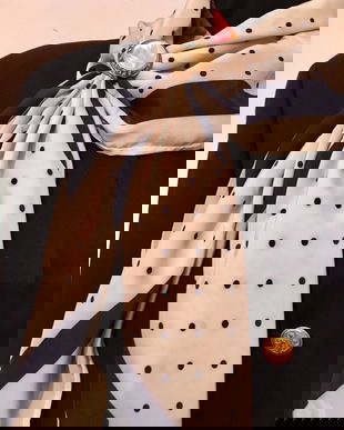 Sacou cu eșarfa, clasic