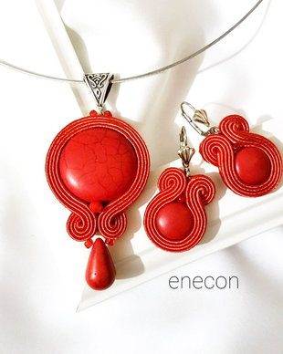 Set soutache rosu cu howlit