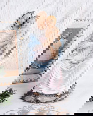 Statueta din ceramica cu Fecioara Maria cu Pruncul