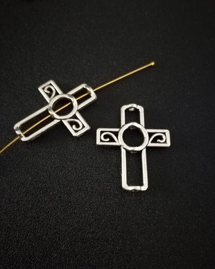 DISTANTIER CRUCE - 26 X 22 MM