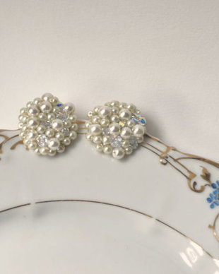 Cercei clips cu perle ivory