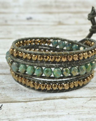 Bratara wrap cu snur de piele si cristale ''Lights within''