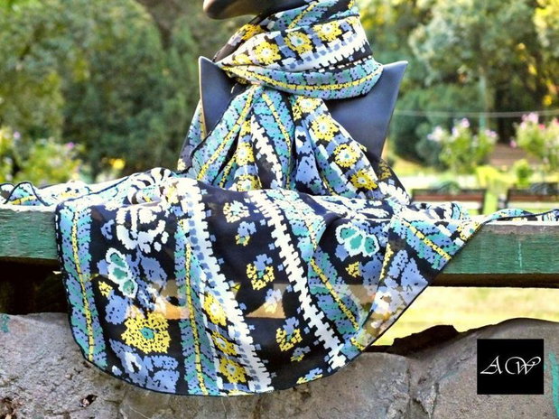 Esarfa PRINT FLORI STILIZATE