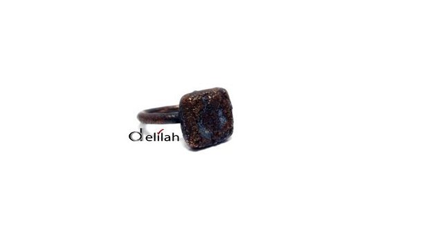 Inel din cupru oxidat cu lapis lazuli patrat (IN042)