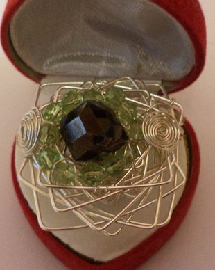 Inel handmade din sarma gilt cu cristale tip swarovski - lady of the stars