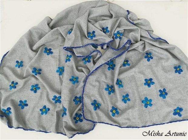 REZERVAT - Sal din tricot cu albastrele impaslite