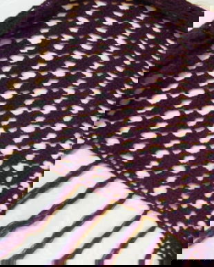 Esarfa dantelata cu franjuri