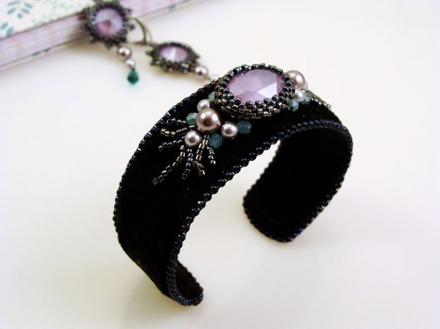 Set bratara si cercei cu perle si cristale Swarovski