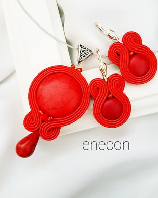 Set soutache rosu cu howlit