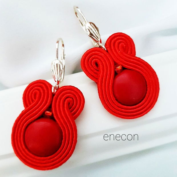 Cercei soutache rosii