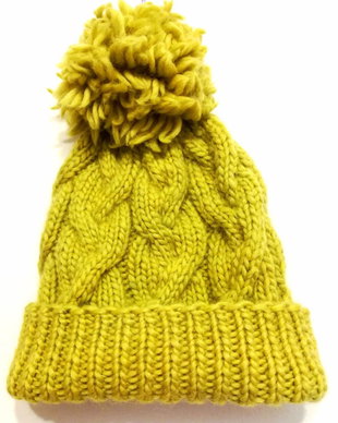 Caciula tricotata manual Verde crud beanie