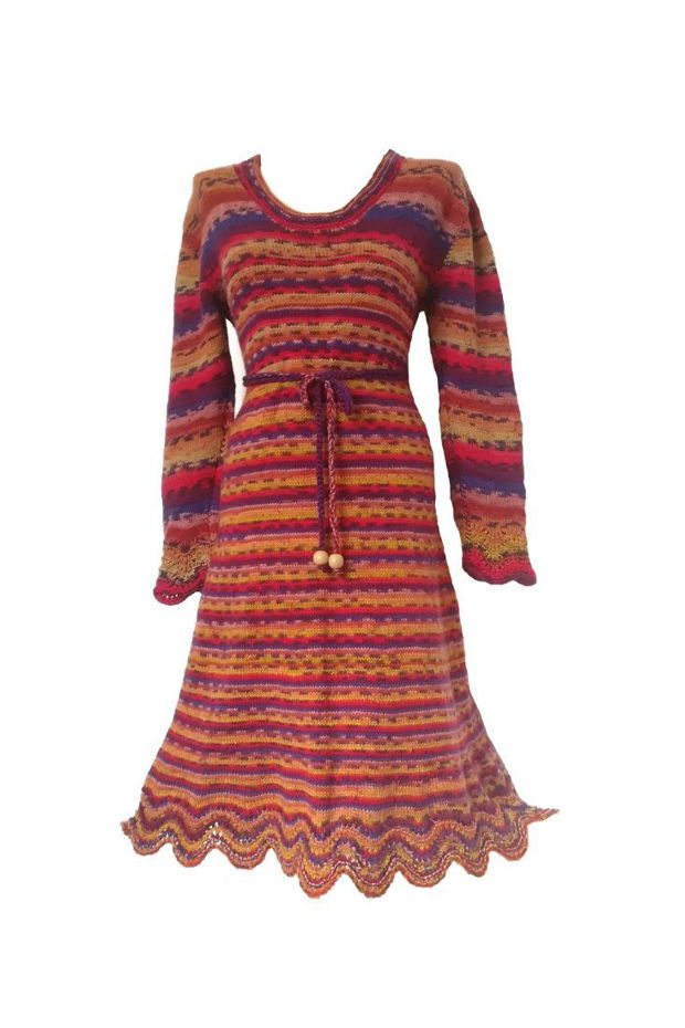 Rochie tricotata manual dungi colorata multicolor boho etno rosu bleumarin maro galben