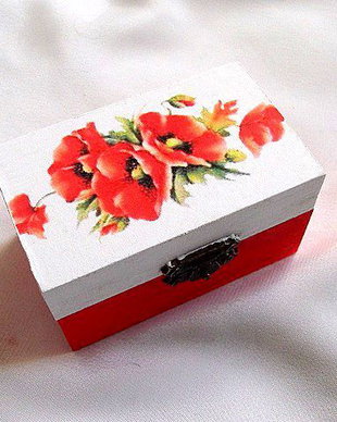 Cutie lemn cu maci  33671