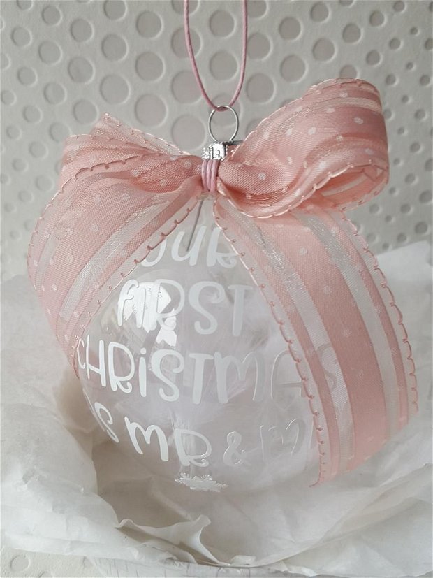 Globuri personalizate "Our first Christmas as Mr & Mrs" 8 cm