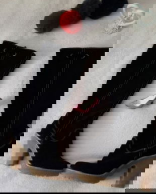 Cizme piele întoarsă.