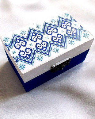 cutie cu motiv traditional 33672
