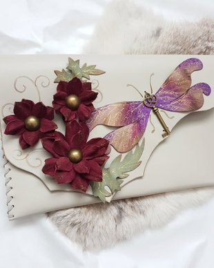 Poseta plic handmade unicat din piele naturala - Summer Dragonfly