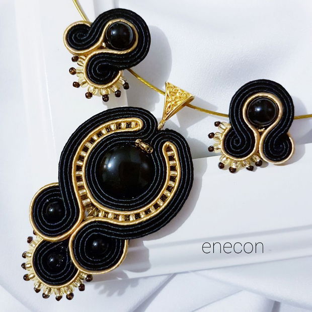 Set soutache negru-auriu cu onix