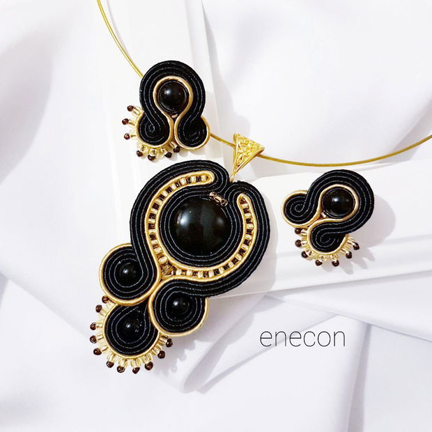 Set soutache negru-auriu cu onix