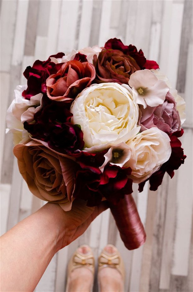Buchete de flori artificiale nunta