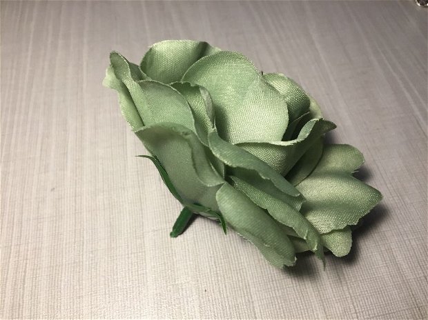 Trandafir (9,5cm) verde