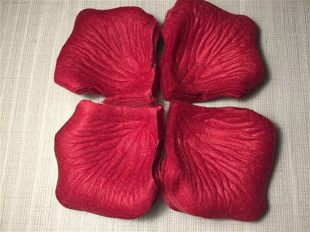 Set petale(150 buc), 5,7cm lungime, grena