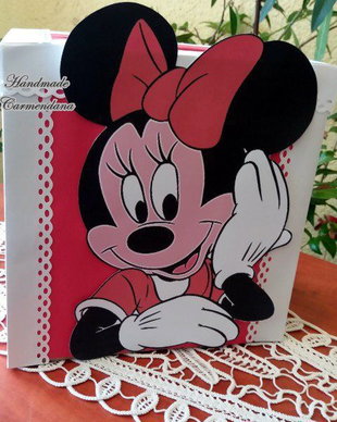 Cutie de dar Minnie