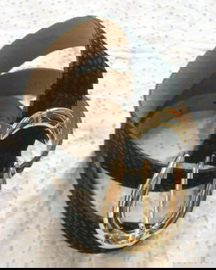 CUREA NEAGRA PIELE STANTATA