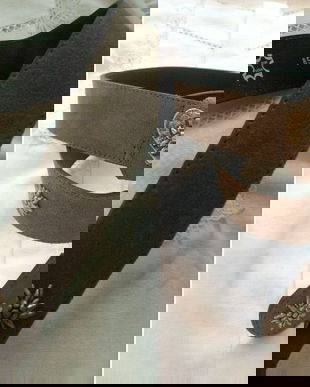 CUREA PIELE INTOARSA ACCESORIZATA