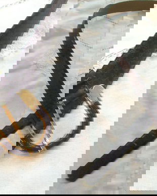 CUREA VIOLET PIELE STANTATA