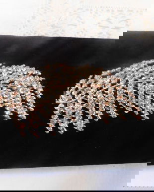 BROSA  NOUA    ,   FOARTE  MARE , ZIRCONII , SPECTACULOASA