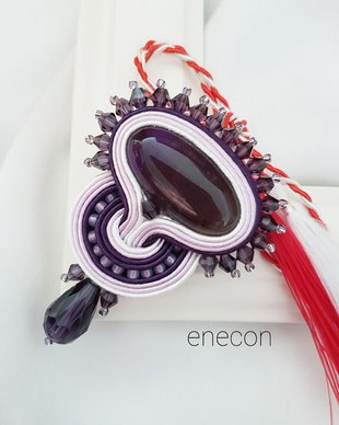 Brosa-martisor soutache mov cu agat