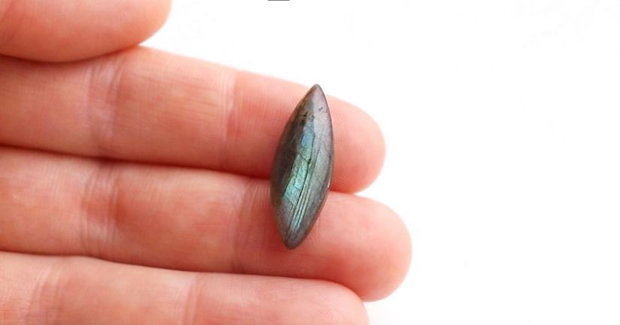 Cabochon Labradorit Marquise - B07