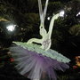 Balerina cu fusta alba si tulle mov Swan Lake 2