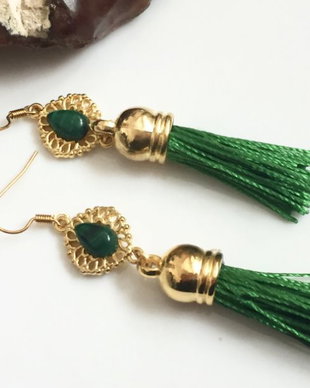 Cercei ciucure matase verde