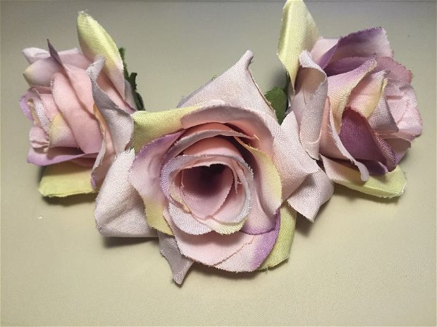 Trandafir (5cm) nuanțe pale