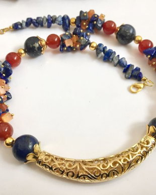 Colier lapis si agat in dantela