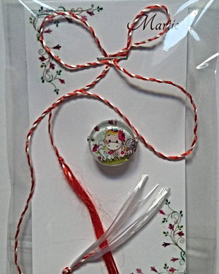 Brosa martisor cabochon sticla 14mm ponei