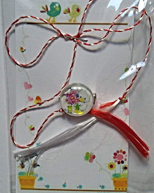 Brosa martisor cabochon sticla 14mm ratusca
