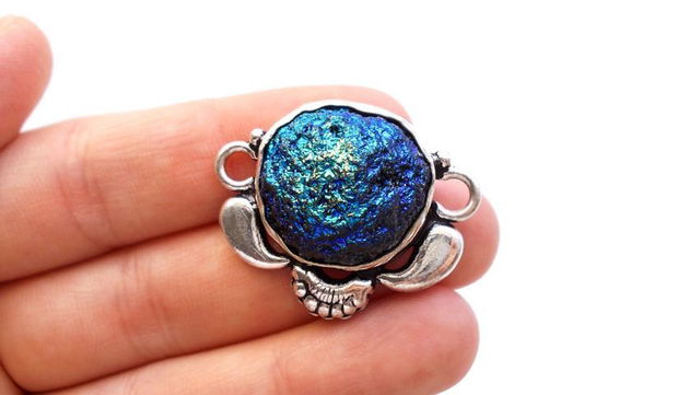 Pandant  Titanium druzy electroplacat