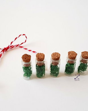 Martisor licheni, martisor sticluta licheni, martisor verde, sticluta licheni, martisor sticluta, martisoare cu licheni, licheni stabilizati
