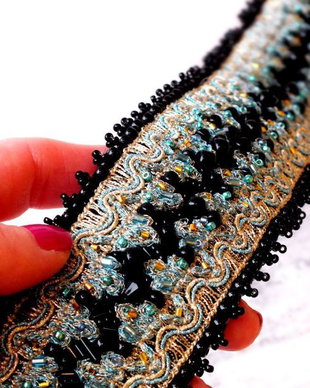 Brau- Centura tip cordon cu broderie din margele- Precious Colors