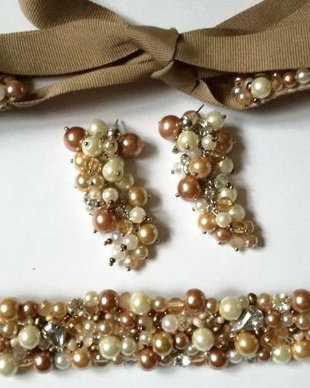 Set centura si cercei bej/ivory