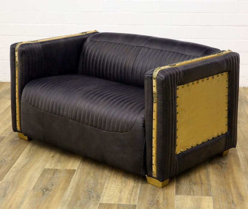 Canapea industriala din piele neagra cu metal auriu