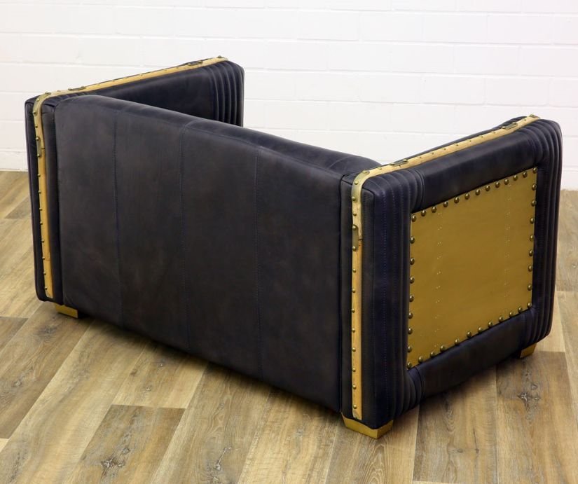 Canapea industriala din piele neagra cu metal auriu